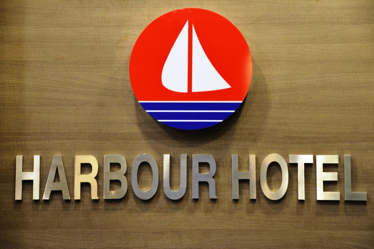 Harbour Hotel Petaling Jaya Buitenkant foto